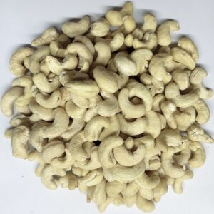 Organic Raw Cashew Nuts WW210