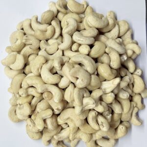 Raw Cashew Nuts WW240