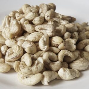 Raw Cashew Nuts SK2